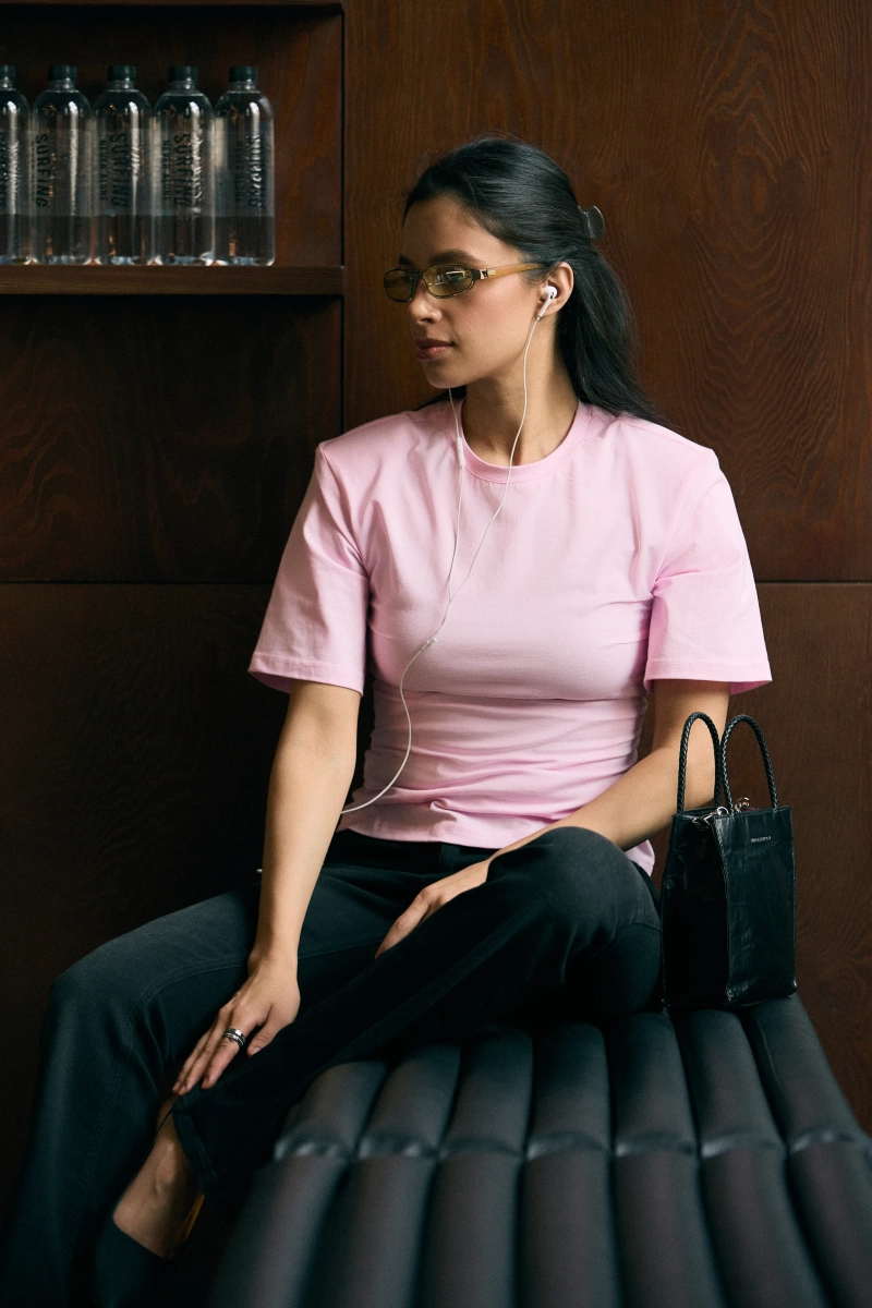 Футболка приталенного кроя с подплечниками Ricoco, цвет: розовая, 7071/2 купить онлайн