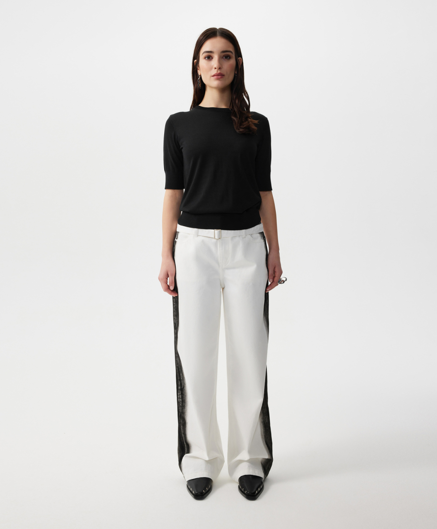 Джинсы-трубы с лампасами