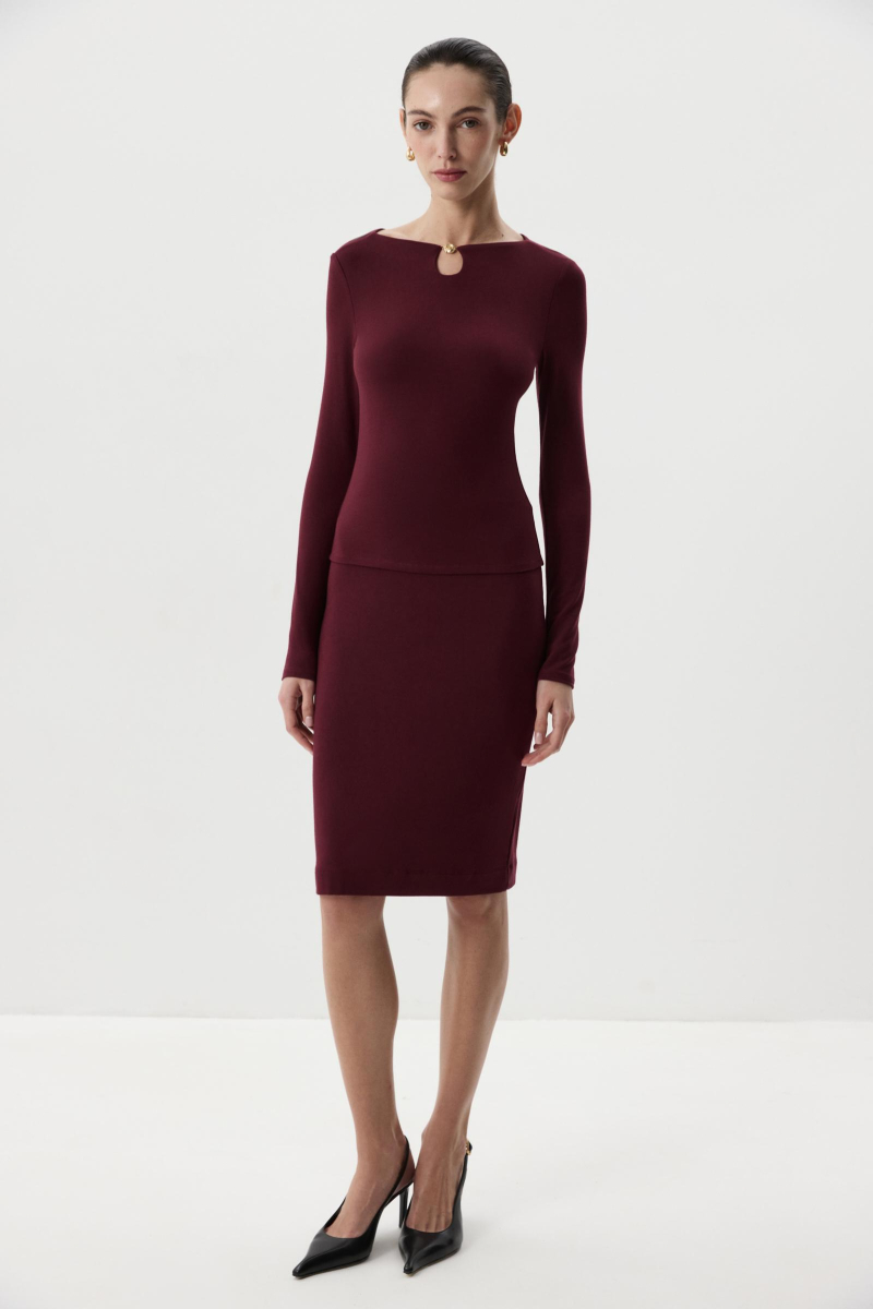 Лонгслив с декоративным элементом Charmstore, цвет: Бордовый, 205-50665-451 купить онлайн