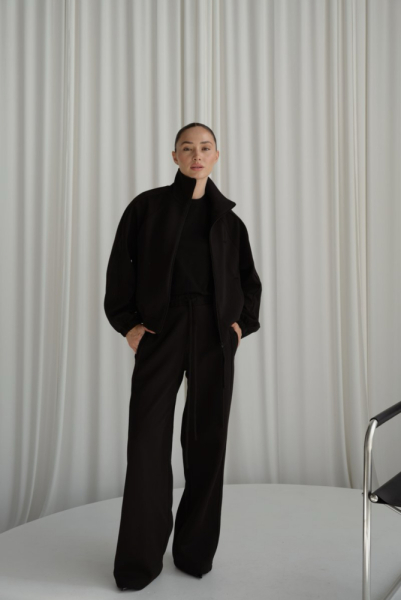 Толстовка с лампасами FORM Толстовка с лампасами FORM