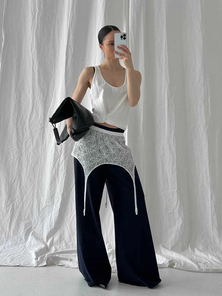 Кружевной пояс асимметричного кроя