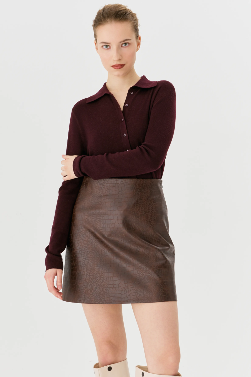 Юбка мини из экокожи с тиснением