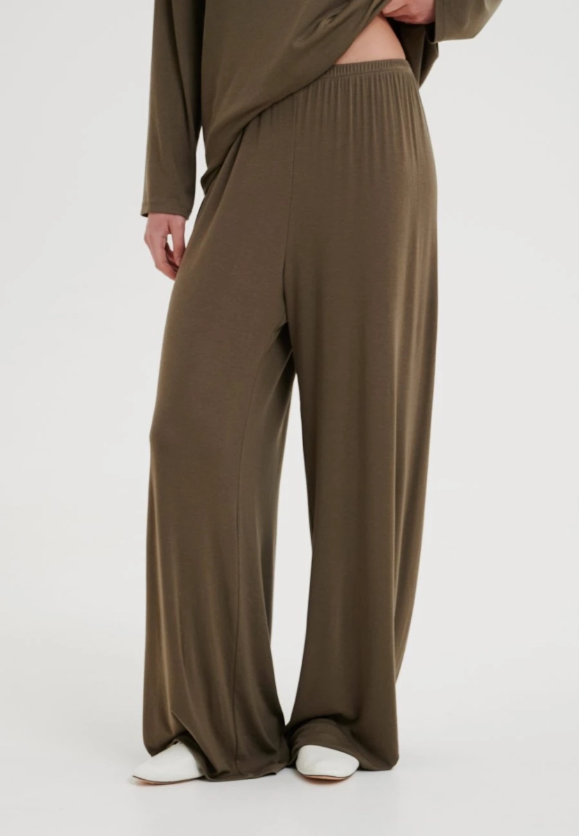 Брюки свободного силуэта CHUBA, цвет: зеленый,  купить онлайн