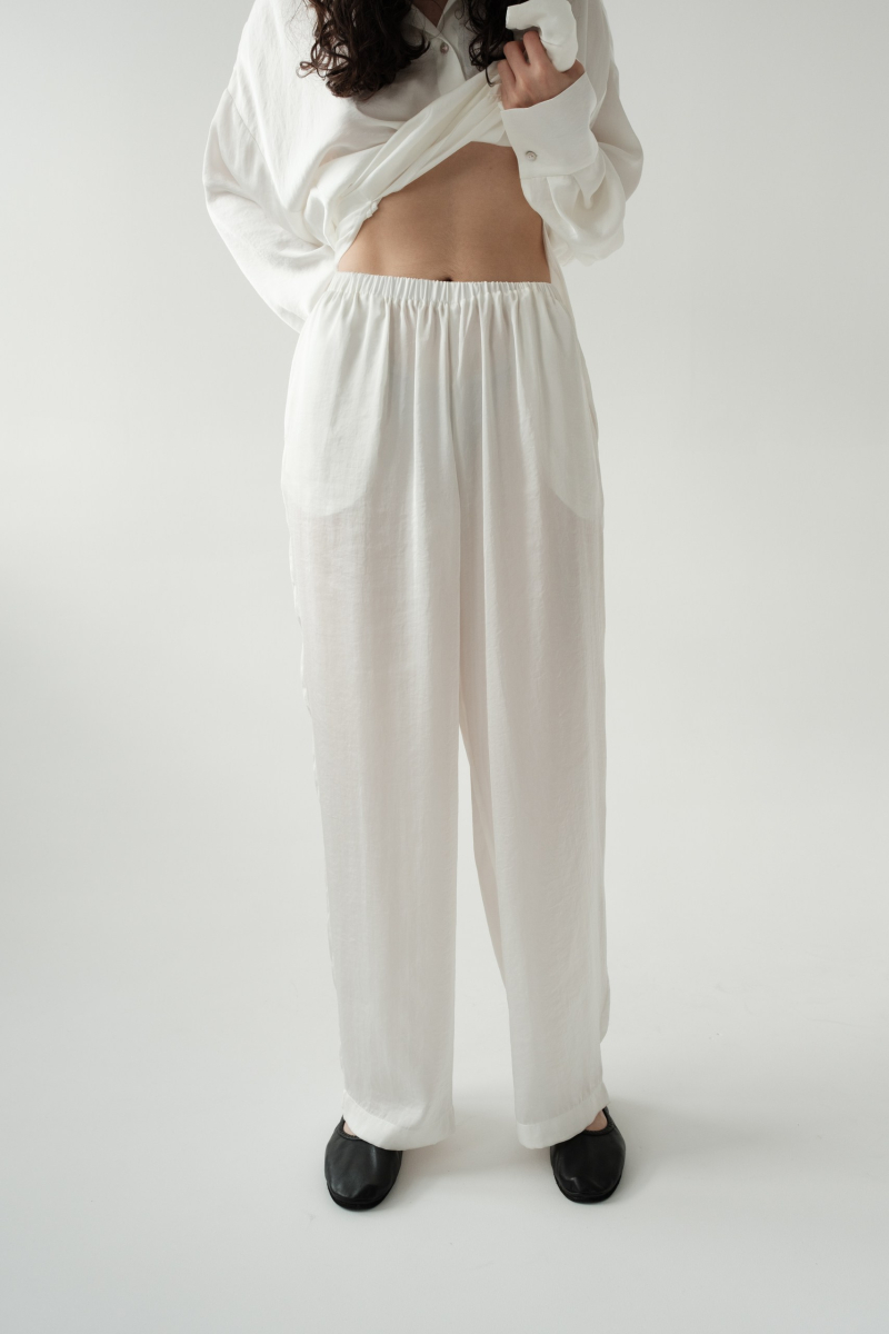 Костюм пижамного кроя НИ ИМЕНИ, НИ ПОХОЖИХ, цвет: белый, 00-00000043 купить онлайн