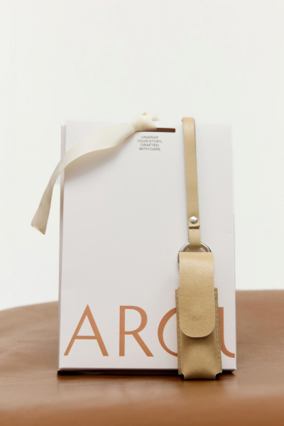 Футляр для помады из кожи