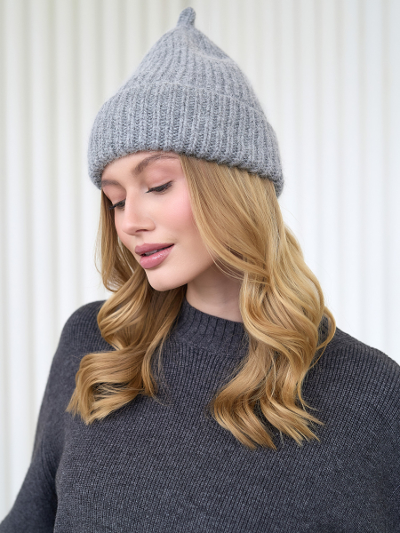 Шапка с "хвостиком" I.B.W., цвет: серый KJ130 купить онлайн Шапка с "хвостиком" I.B.W., цвет: серый KJ130 купить онлайн