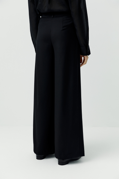 Брюки палаццо с глубокими складками Charmstore, цвет: Черный, 101-17833-880 купить онлайн