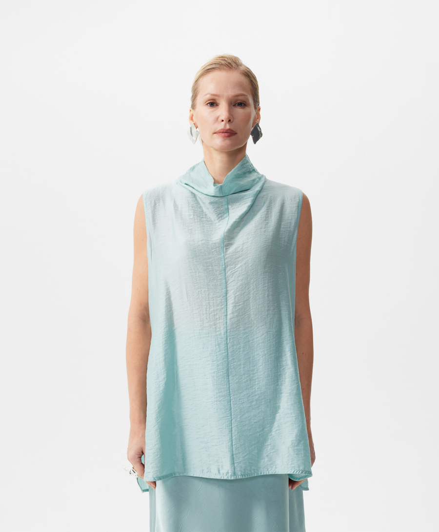 Блузка удлиненная без рукавов