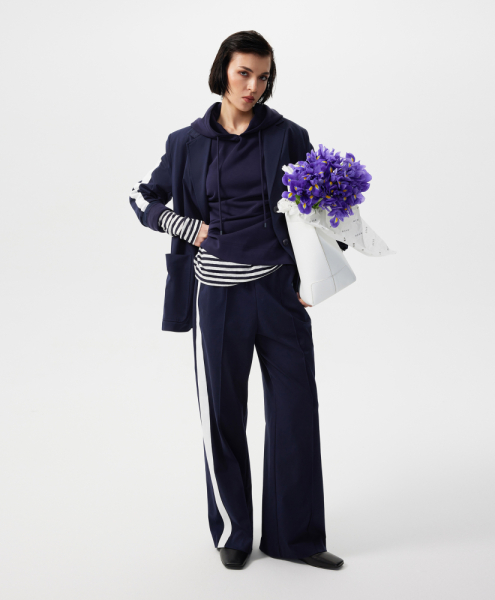 Брюки-палаццо с вязаными лампасами