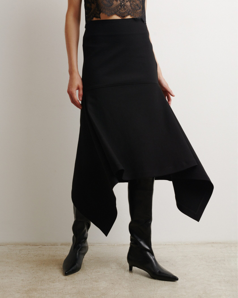 Юбка асимметричная BLACK
