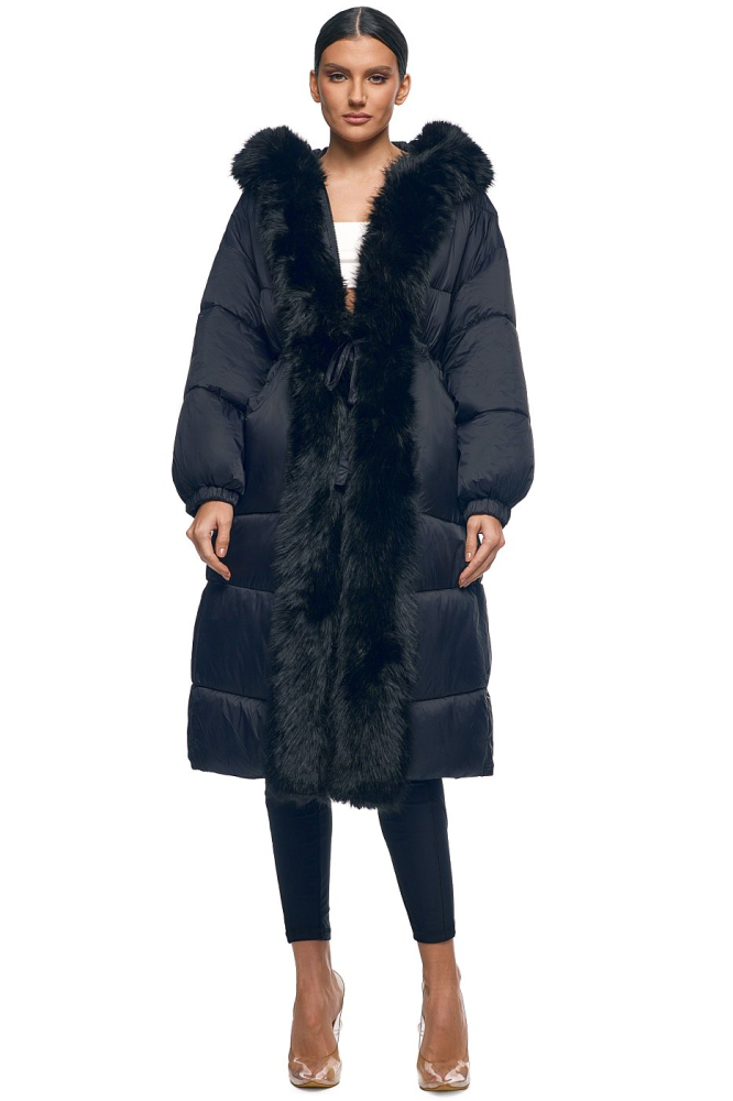 Пуховик удлинённый с мехом