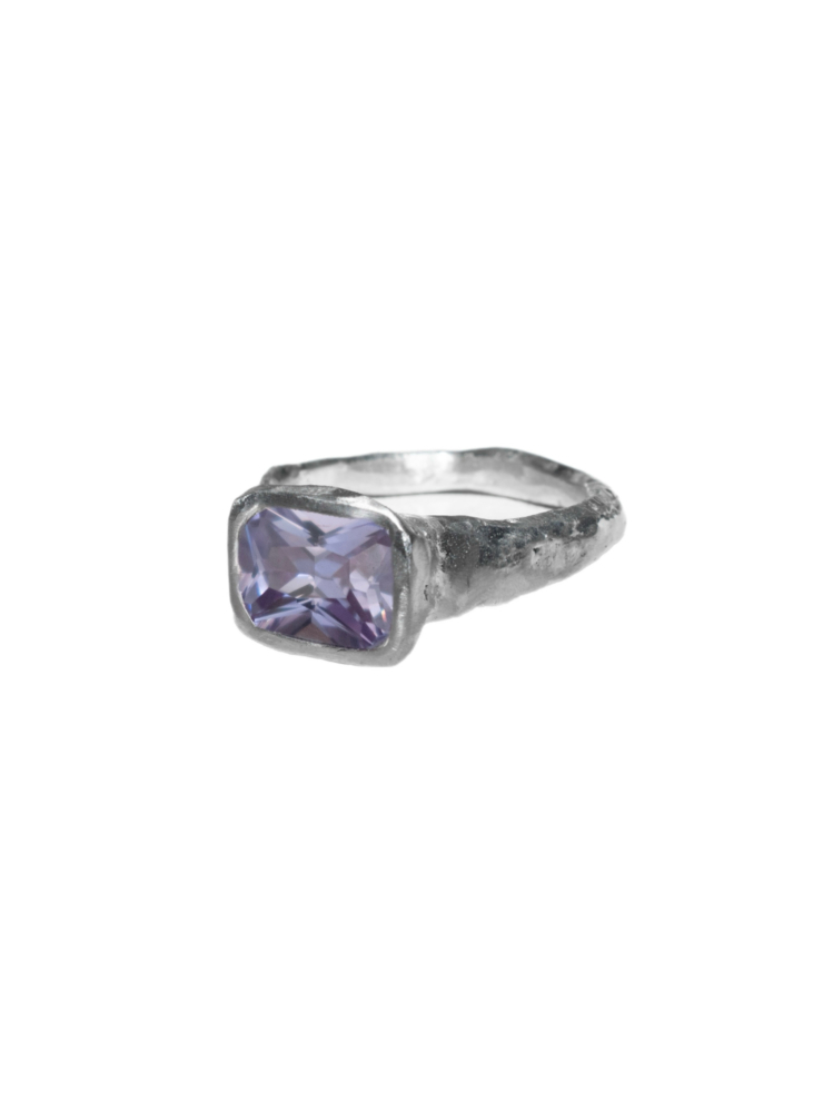 Кольцо Texture ring with cubic zirconia Lavender