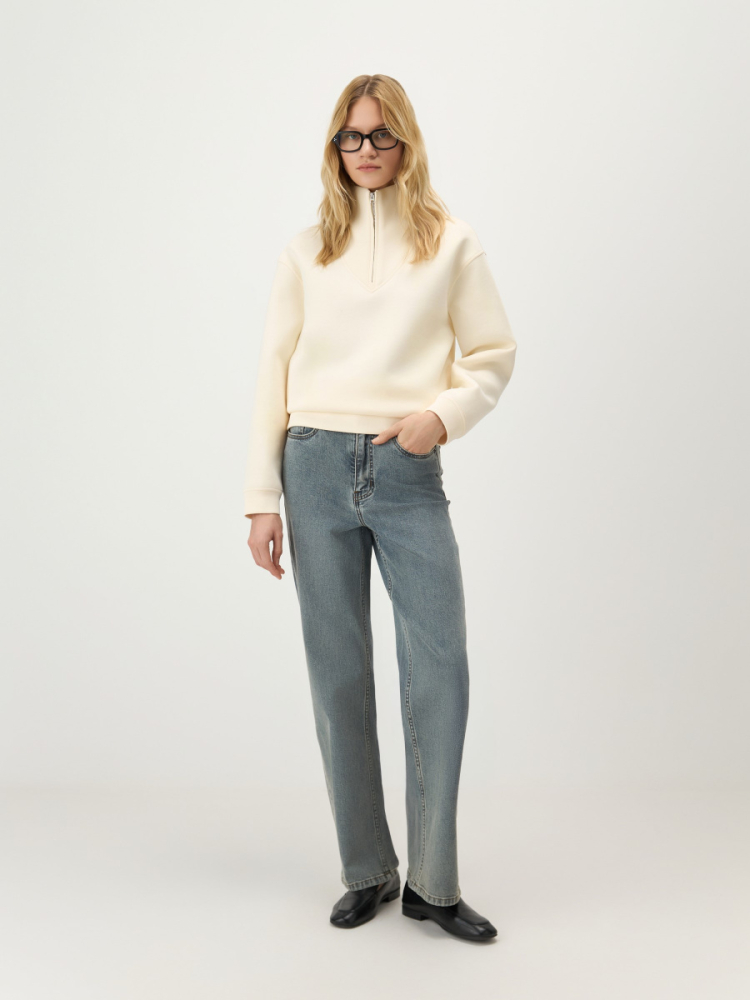 Прямые джинсы