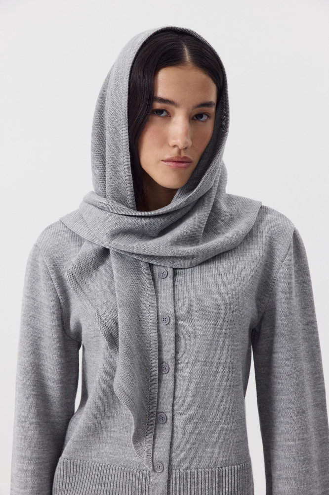 Косынка из шерсти