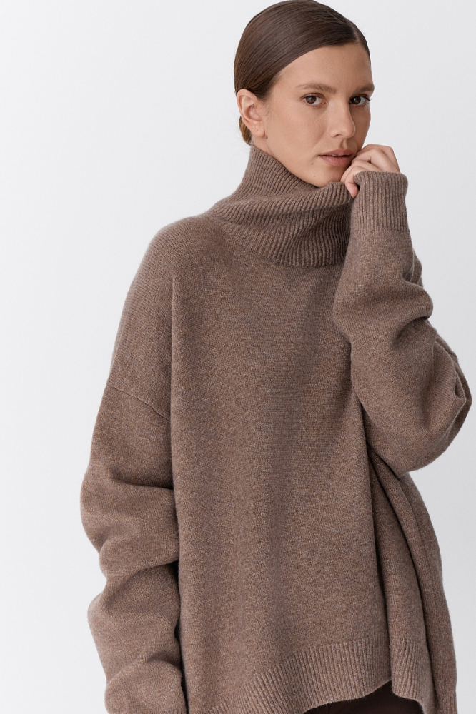 Свитер с шерстью оверсайз