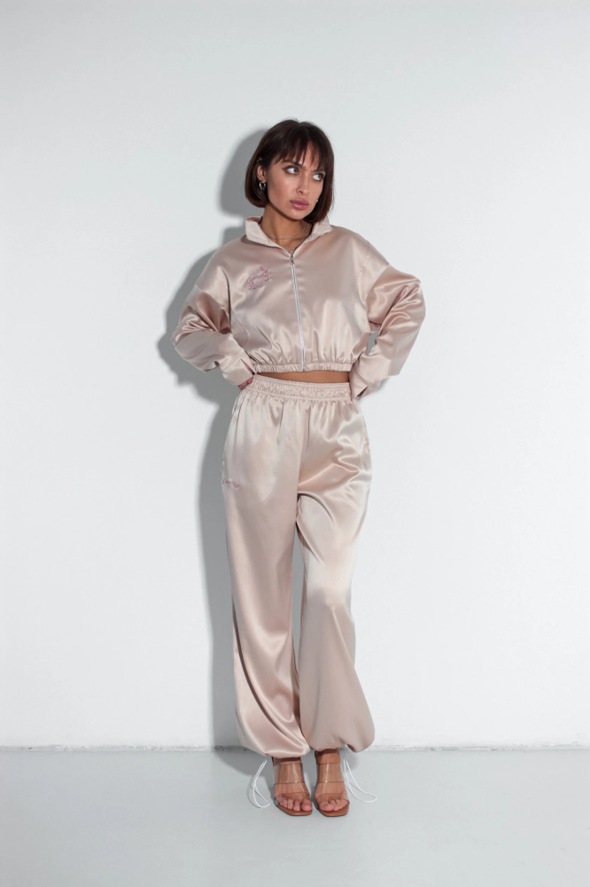 Брюки из атласа