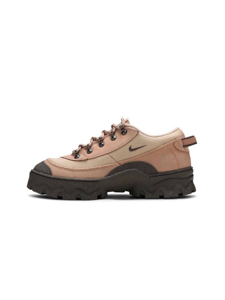Кроссовки женские Nike Lahar Canvas