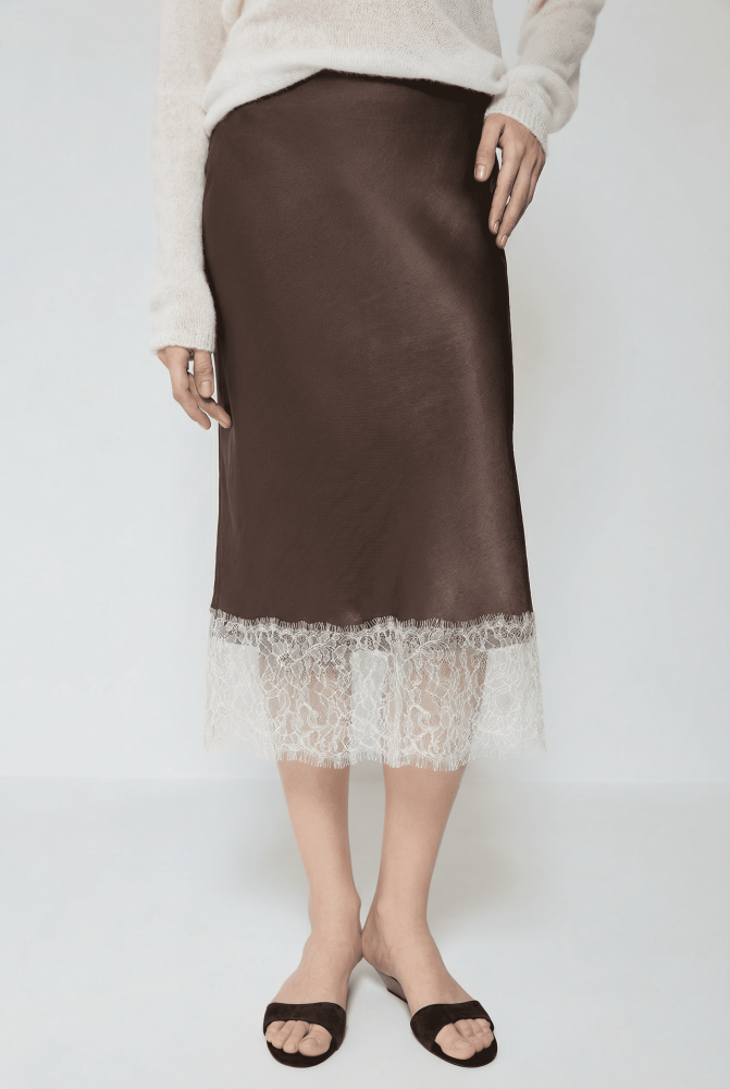 Юбка из атласа и кружева