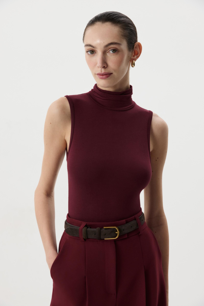 Боди с воротником-стойкой