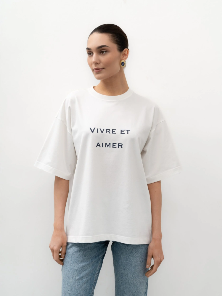 Футболка с надписью