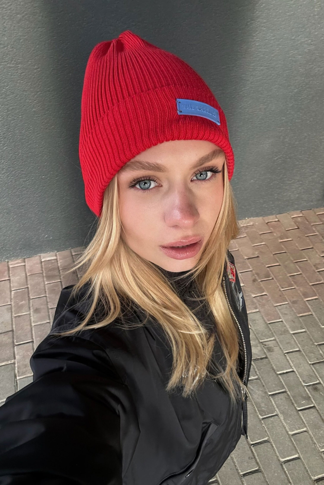 Шапка BEANIE RED