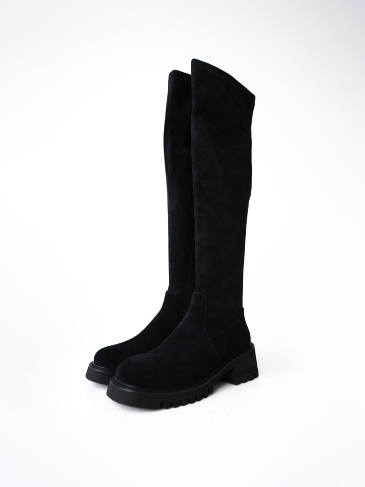 Сапоги-ботфорты замшевые на тракторной подошве