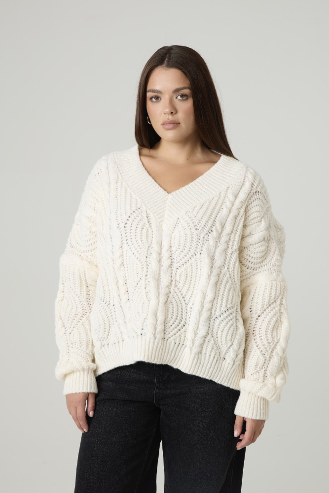 Джемпер вязаный с V-вырезом, косы
