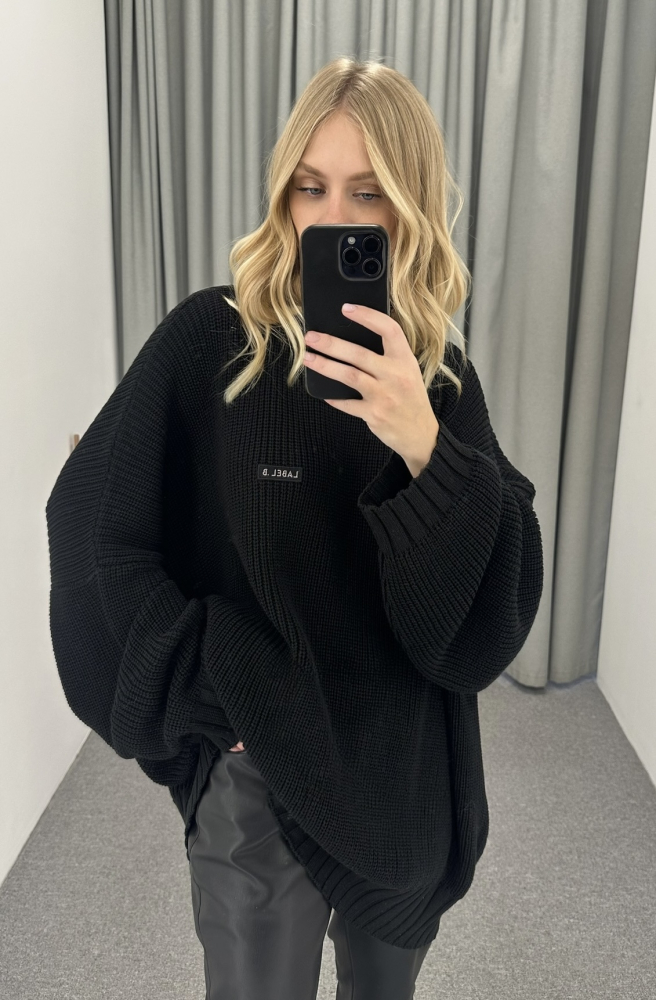 Джемпер объемный вязаный BLACK
