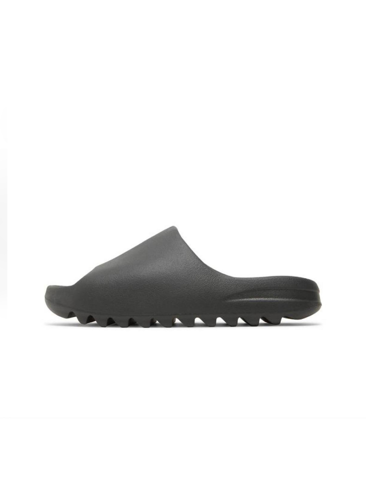 Сланцы Yeezy Slide