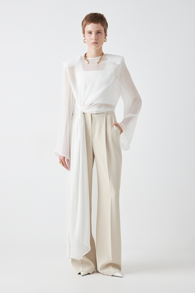 Платье из жатого шифона