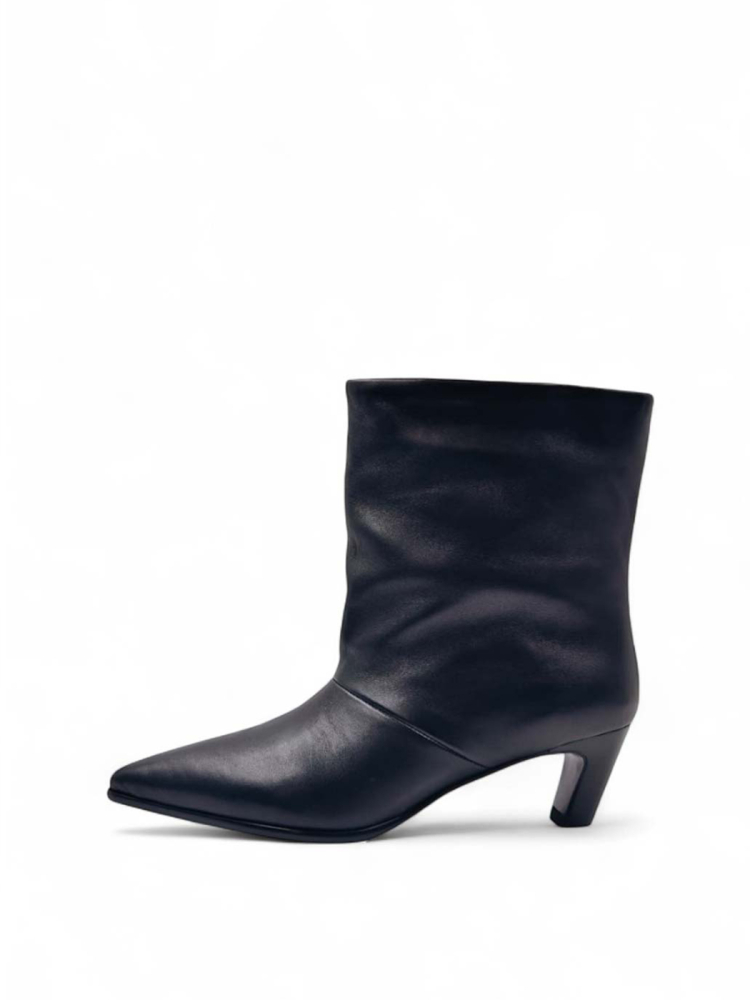 Ботильоны демисезонные из натуральной кожи