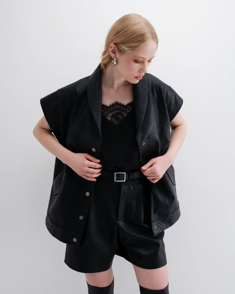 Шорты из экокожи