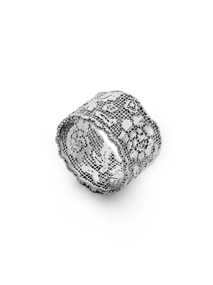 Серебряное широкое кольцо «Кружево»