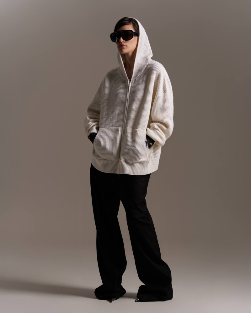 Вязаный худи с капюшоном