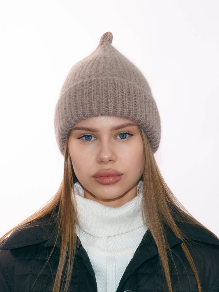 Шапка из ангоры Бини