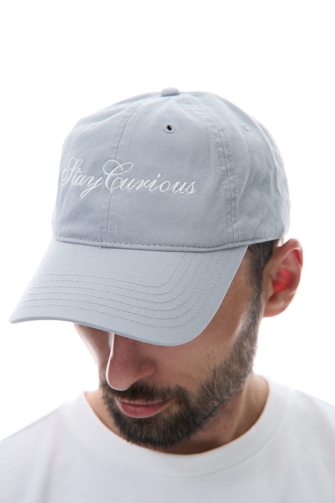 Кепка Stay Curious