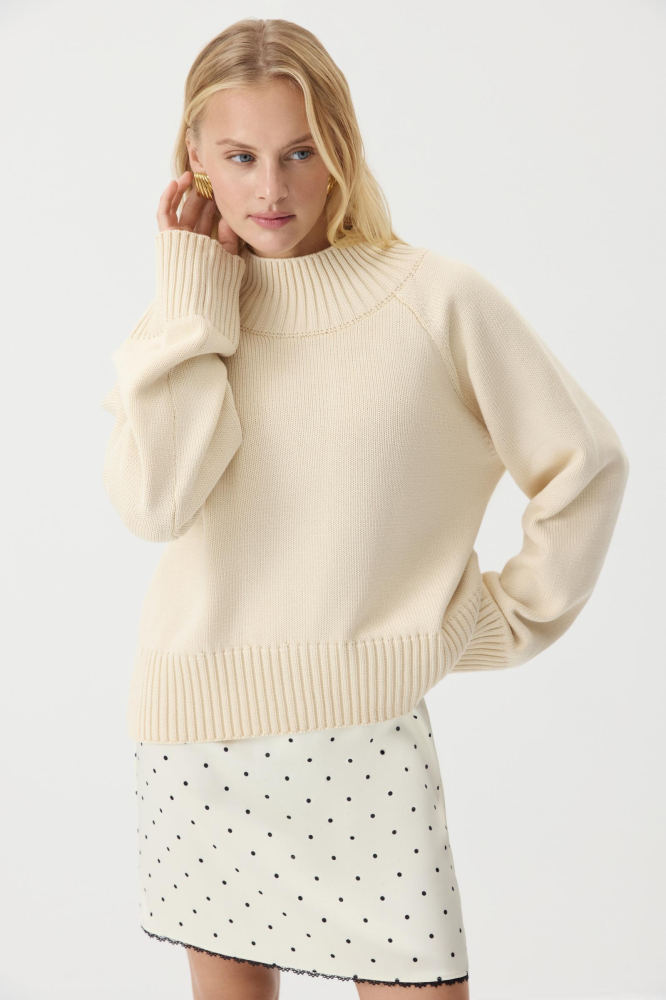 Свитер с широкой стойкой из хлопка