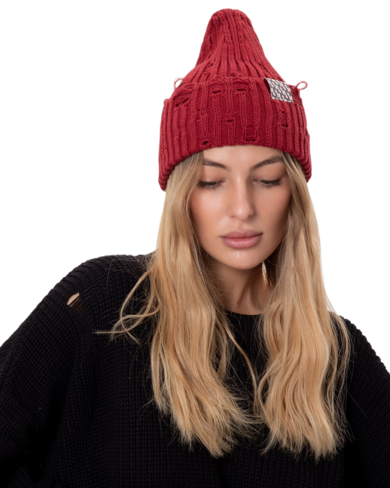 Шапка KNITTED TORN