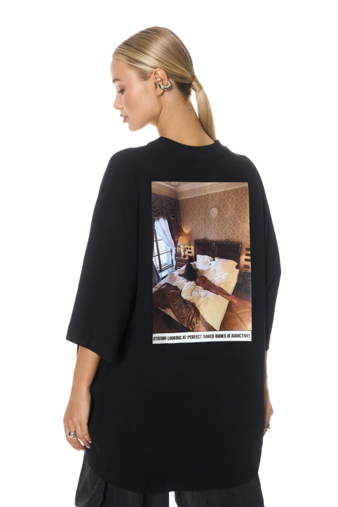 Футболка oversize с иллюстрацией