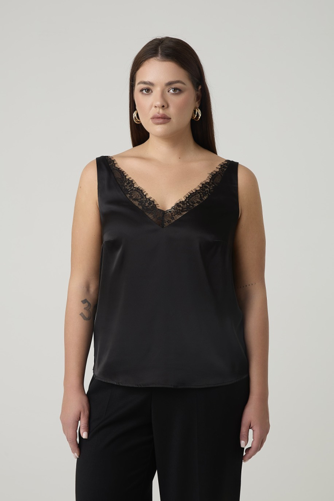 Топ двухслойный на широких бретелях с кружевом