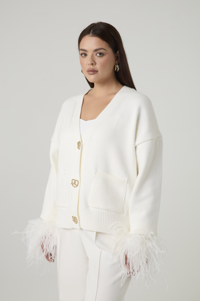 Кардиган вязаный с перьями