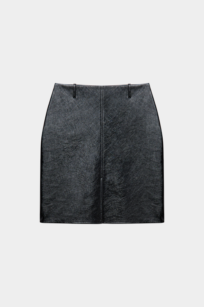 Юбка карандаш из лакированной кожи