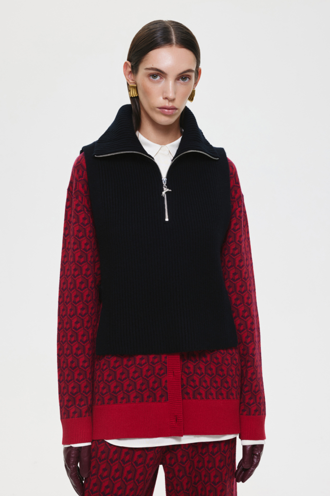 Манишка шерстяная на молнии