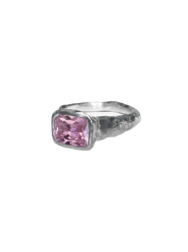 Кольцо Texture ring with cubic zirconia Pink