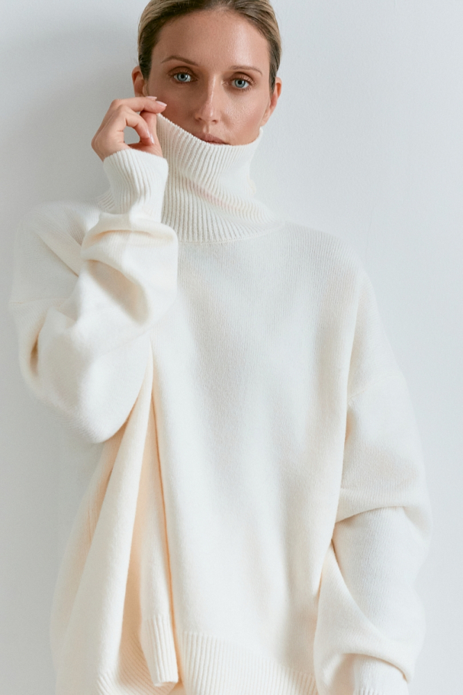 Свитер с шерстью оверсайз