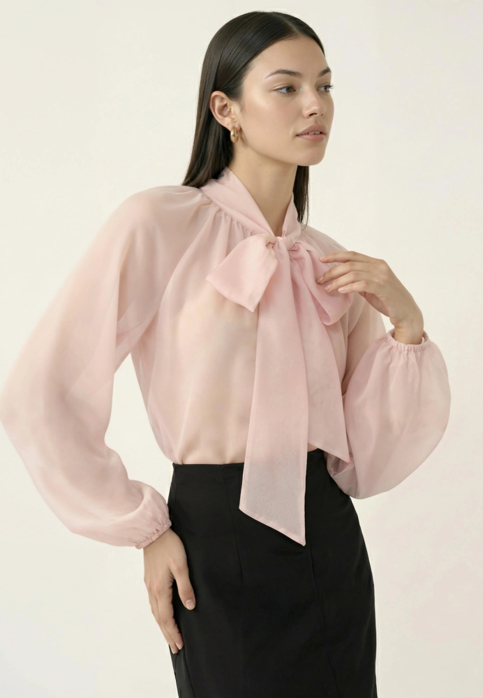 Блуза из шифона с бантом