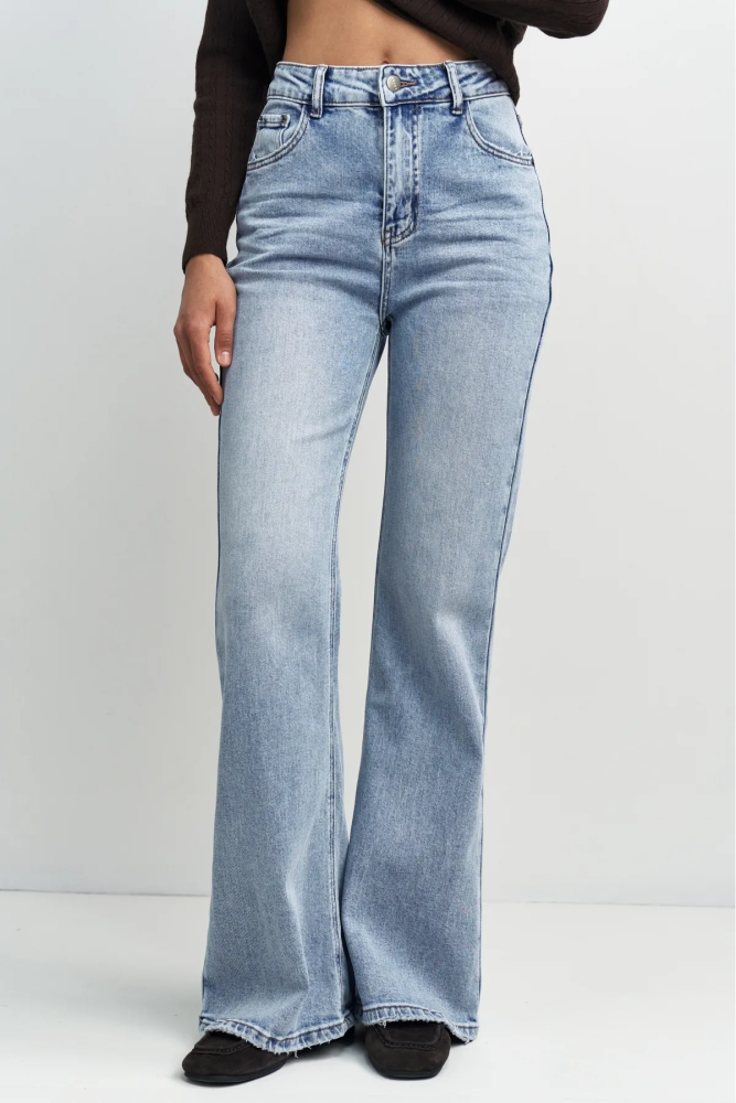 Джинсы клеш