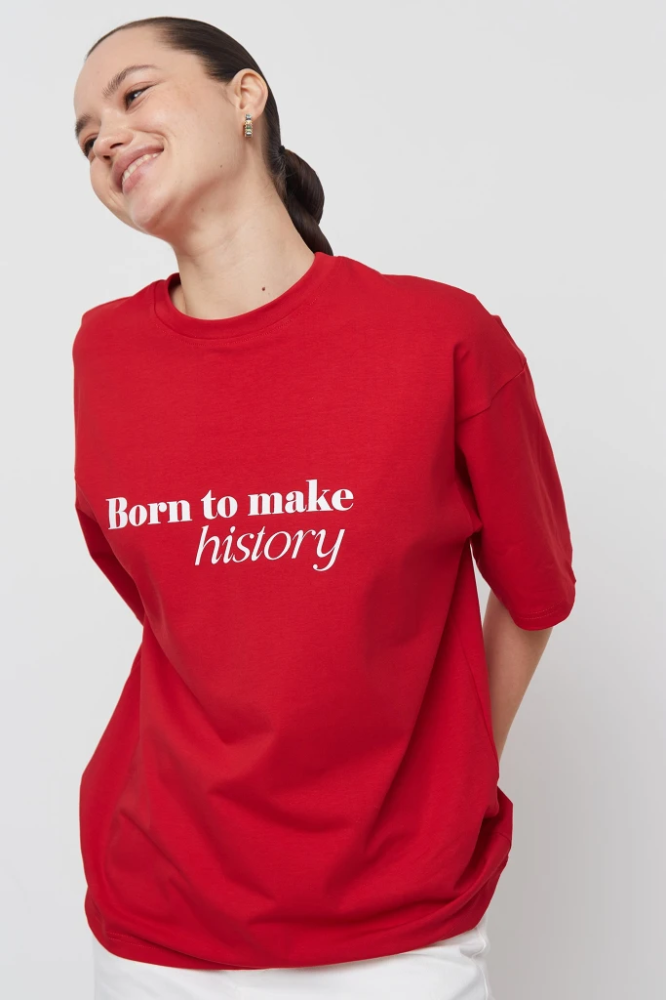 Футболка оверсайз с принтом "Born to make history"