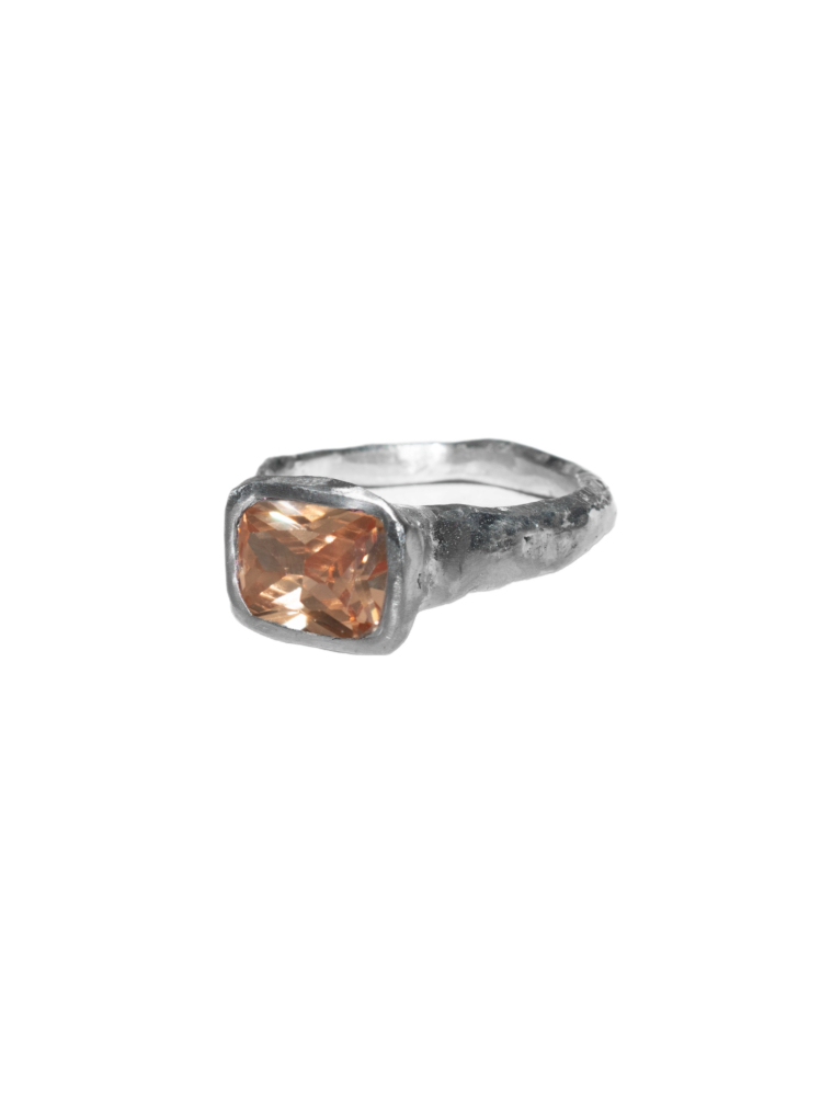 Кольцо Texture ring with cubic zirconia Champagne