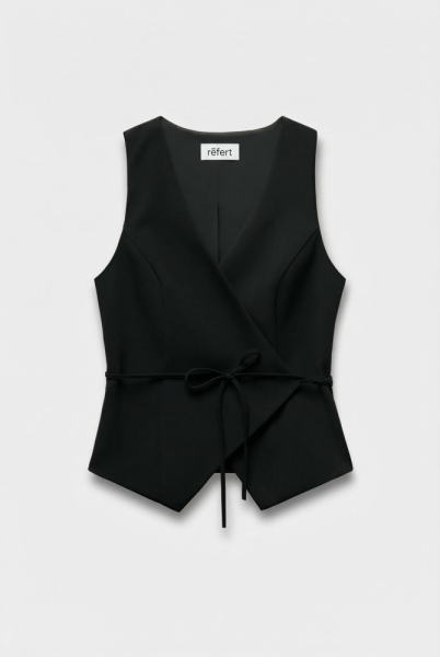 Жилет на запах из костюмной ткани